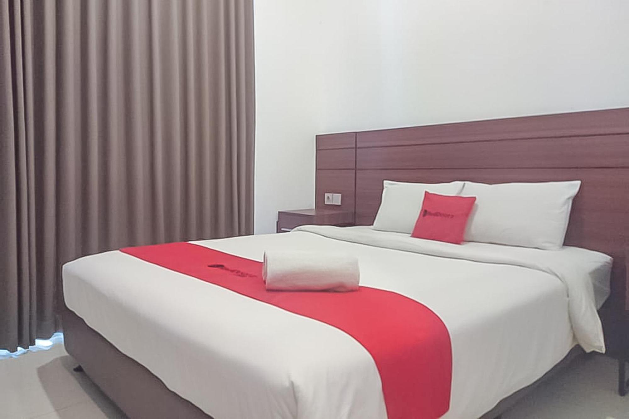 Reddoorz At Jalan Siliwangi Hotel